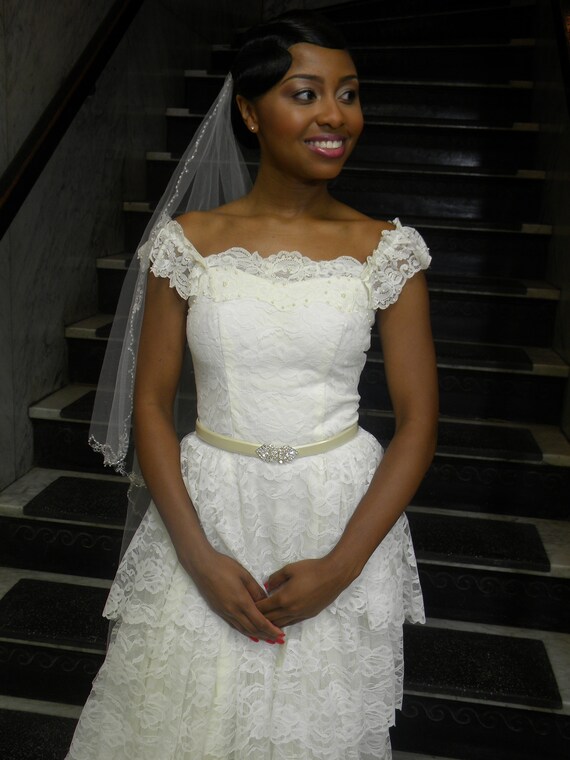 Vintage lace off-shoulder cathedral train wedding… - image 5