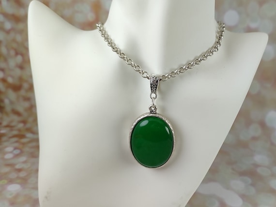 Collier En Jade Et Argent De Bottega Veneta - Élégance Intemporelle, Neuf Avec étiquettes