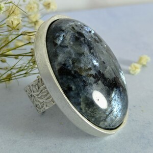 Black Labradorite large stone oval ring, big chunky Antique silver ring, large gemstone cocktail ring, black dress ring,  statement ring