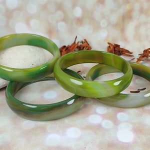 Green bangle, Agate bangle, green Agate bangle bracelet, green gemstone bangle, solid stone bangle