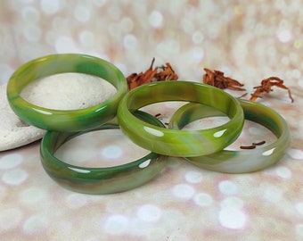 Green bangle, Agate bangle, green Agate bangle bracelet, green gemstone bangle, solid stone bangle