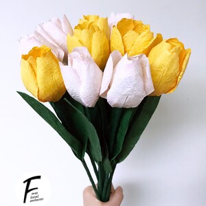 DIY Papierblumen Kit: Tulpenstrauß (2 Farben) | 10er Set Blumen | Geschenk für geliebte | Wohnkultur | Kinderfreundliches Bastelset