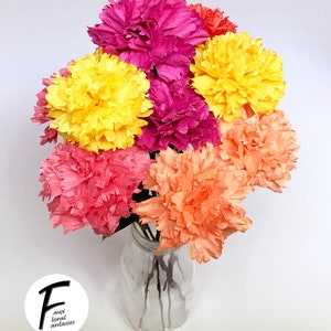 DIY Paper Flower Kit: Carnation Bouquet（5 Colors）| Set of 10 Flowers | Gift For Loved One | Home Decor | Kid Friendly Craft Kit image 5