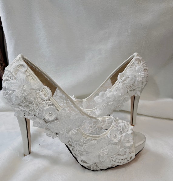 Champagne Satin Bridal Shoes With Kitten Heels - Etsy | Wedding shoes lace,  Bride shoes, Wedding shoes vintage