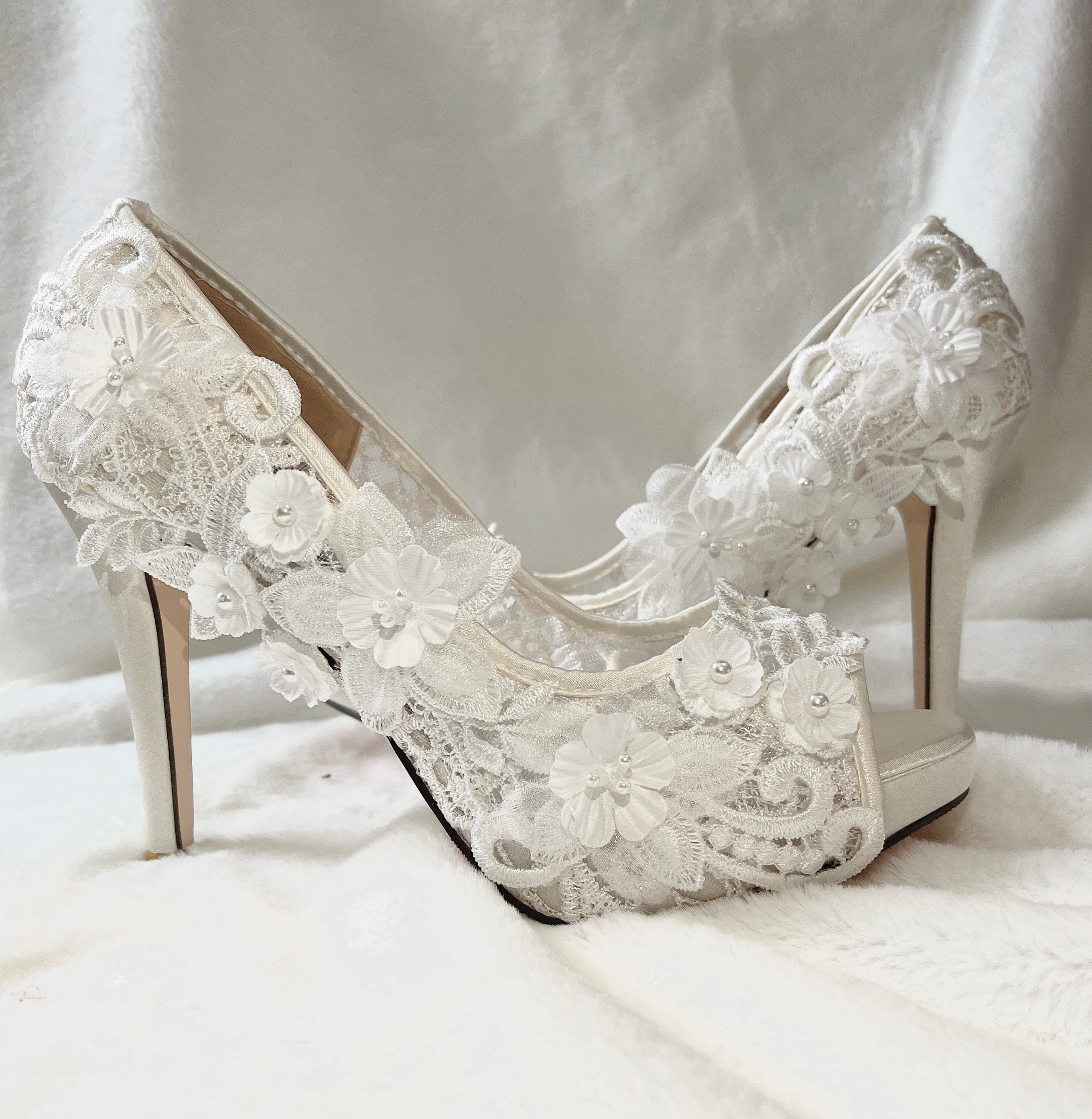 Retorcido Filosófico tubo Wedding Shoes Bridal Shoes Low Heel Wedding Lace Pearl Shoes - Etsy Norway
