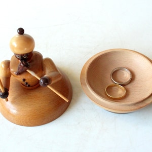 Original Figurine Ringbox Jewelry Box Vintage Erzgebirge mid century Box Jewelry Storage 70sGermany Wood Box