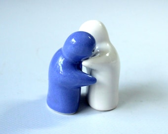 Iconic salt and pepper shakers Hugging Ghosts Vintage Porcelain Ceramic Ghosts Little Ghosts Brunch Halloween