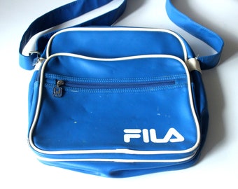 NEW★日本未入荷★FILA★PLAY WEEKEND CANVAS BAG Shop Fila Men's Canvas Bag, Red/White/Nav – Luggage Factory