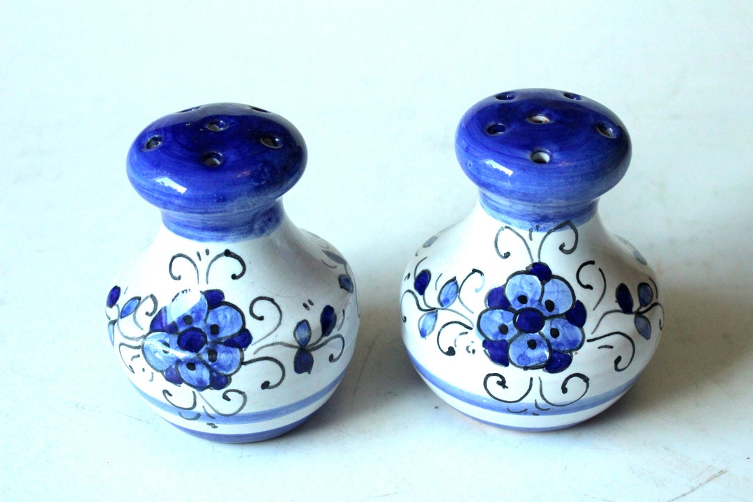 Ars Deruta Ceramic Set Vintage 2 Salt Shaker Ceramic Salt Shaker and ...
