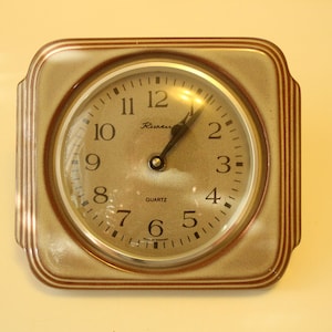 Quartz Clock Light Grey and Brown Kitchen Clock Ceramic Richter Junghans mid century 70s 80s retro Kitchen Handmade Kitchen Clock West Germany