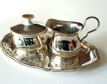 Milch und Zucker Set versilbert Vintage Metall Milk and Sugar Set Milchkännchen und Zuckerdose mit Tablett mid century silver plated Germany