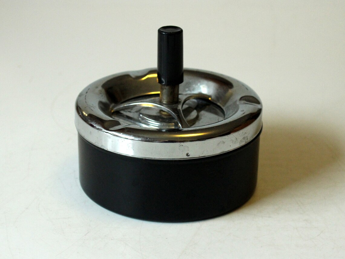 Iconic Ashtray Roulette Vintage Metal Storm Ash Tray Roulette Etsy
