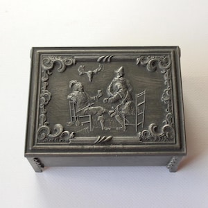 Affascinante portagioie pesante in metallo vintage, scatola per pillole, scatola per anelli, scatola per gioielli, scatola per ricordi, scatola del tesoro, scatola dei ricordi della Germania occidentale