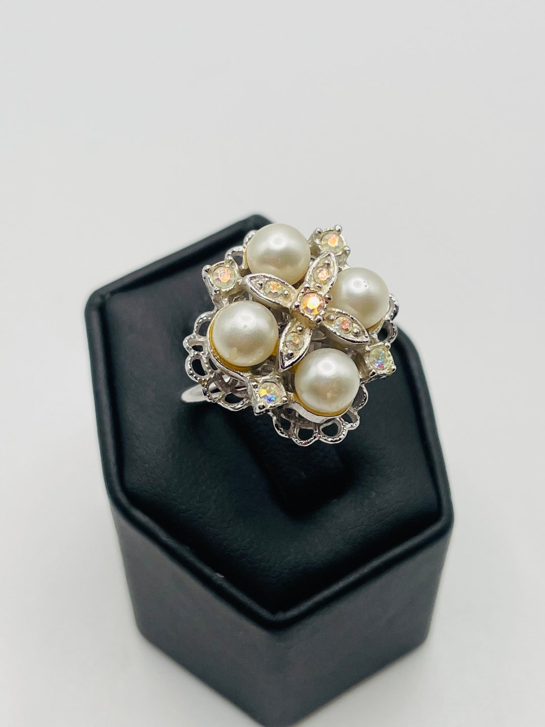 Camelot Project Ralph Ring Sarah Coventry Camelot Ring Vintage 1969. Faux Pearl With AB ...