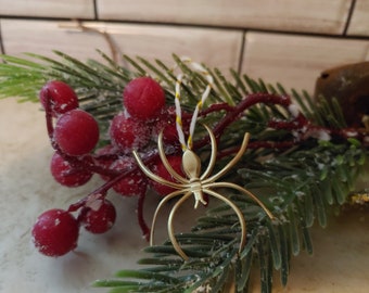 60 Christmas Spiders