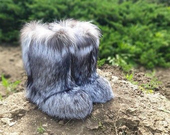 Men's Gray silver fox fur boots Exclusive winter boots for men