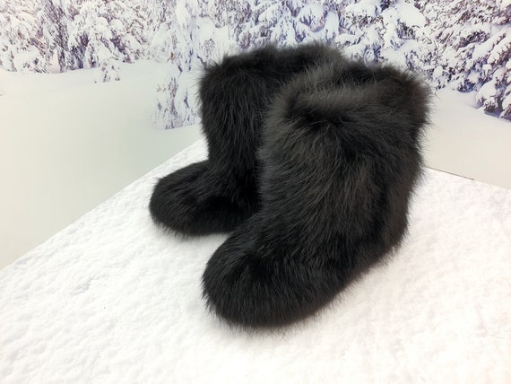 Black fluffy 2025 ankle boots