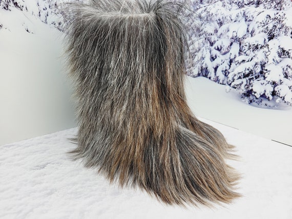 Knee shaggy women yeti boots Winter real goat fur Yeti boots Long fur boots