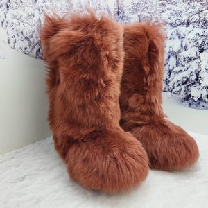 40 EU 9-9.5 US Real toscana fur high boots,mouton eskimo winter boots for women