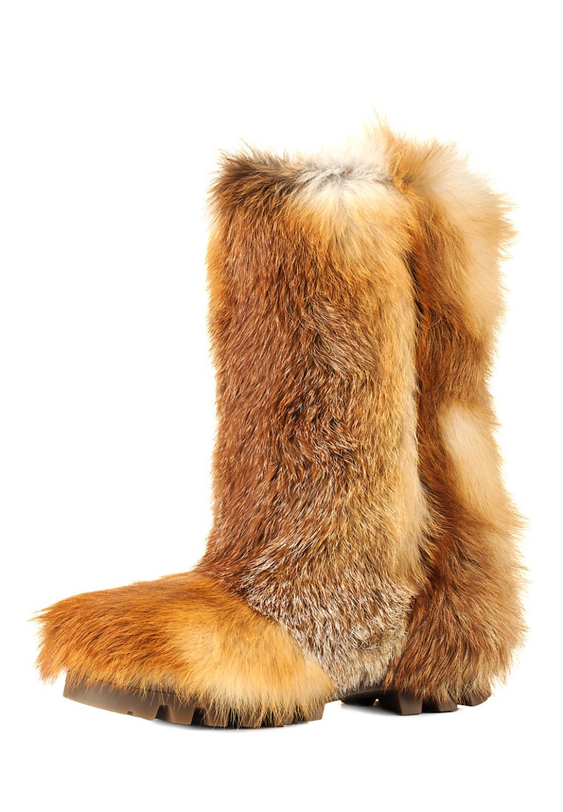 casual boots with fur