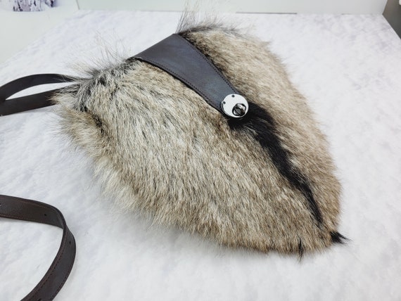 Sac bandouli re Sac exclusif en fourrure de ch vre marron Sac