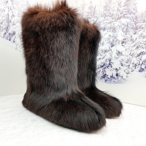 Brown cozy steppe lynx fur winter boots Chocolate fur snow mukluks for women
