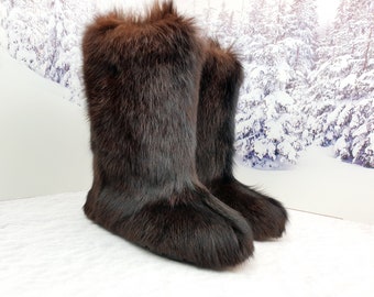 Brown cozy steppe lynx fur winter boots Chocolate fur snow mukluks for women