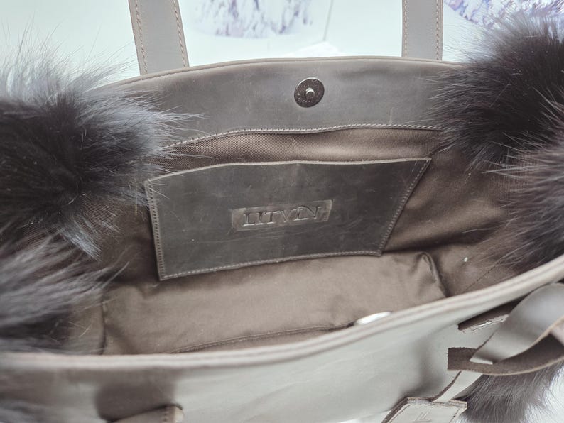 Women leather tote bag Red fox fur bag Furry bag image 12