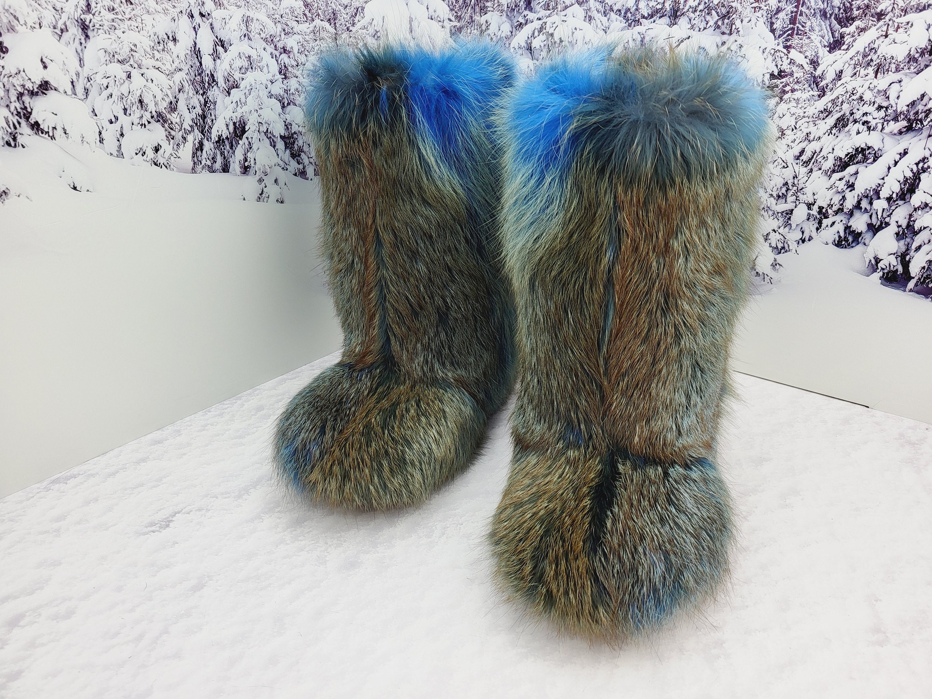 Blue fox boots top