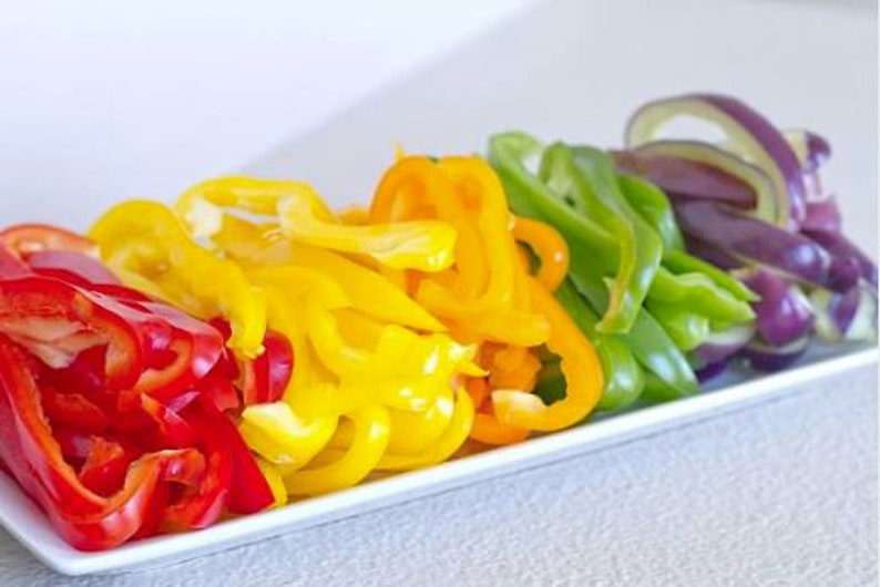 30 Organic Rainbow Bell Pepper Seeds, Assorted Sweet Peppers, Capsicum Annuum CS0430 image 2