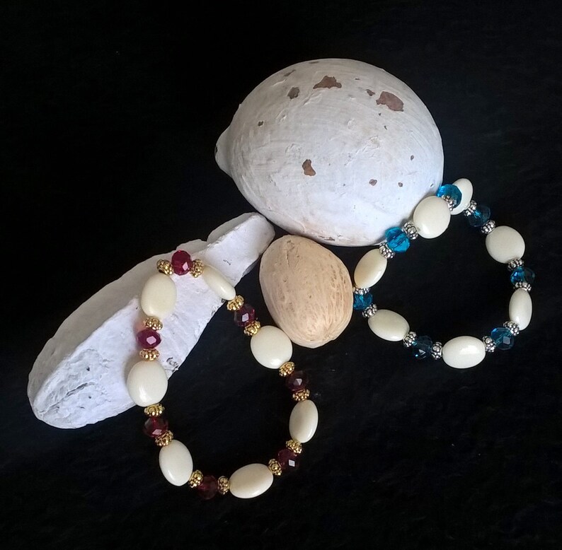 Faux IvoryCrystal Stretch Bracelet