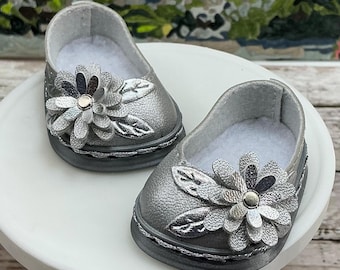 Bailarinas de piel sintética hechas a mano para muñecas Mia de 30 cm y Pippa.