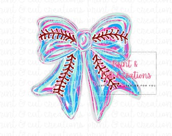Op de afbeelding: Een blauwe en roze strik met rode stiksels, die lijkt op een honkbal. De strik heeft een aquareleffect en is een digitaal ontwerp.