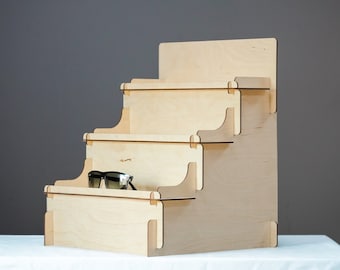 Rustikaler Ausstellungsstand, personalisierte handgefertigte Schreibtischaufbewahrung, individuell graviertes hölzernes minimalistisches Wohndekor