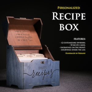 Blauwe denim receptendoos met 12 houten verdelers en 50 kaarten 4 x 6, gepersonaliseerde receptenkaartdoos, houten aangepaste receptendoos, gegraveerde receptendoos