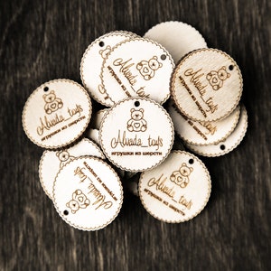 Personalisierte Holz Tags Kundenspezifische runde Holz-Kleidungsstück Hölzerne Laser gravierte Markierung Stricken-Häkeletiketten Produkt-Tags Kleidungs-Umbau