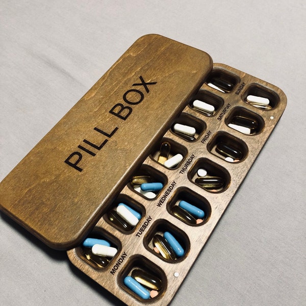 Pill organizer, Pill case, Pill box 7 day, Wooden pill box, Weekly pill box, Cute pill box, Daily pill box, Pill box for purse