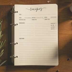 Cooking gift for her, wooden family recipe organizer