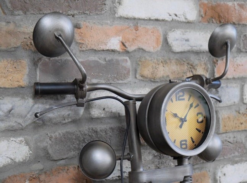 Motorbike Clock image 4