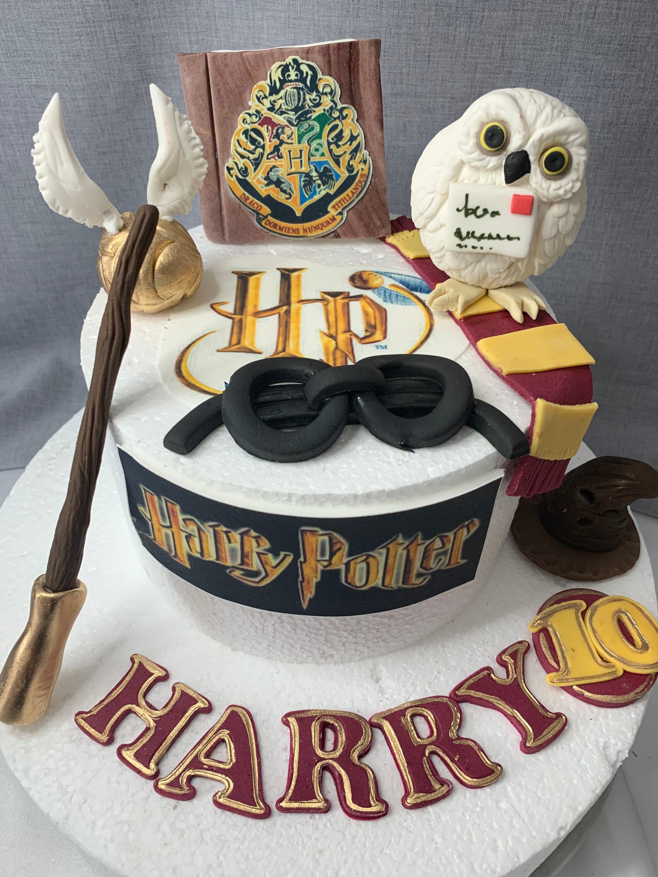 Unofficial Harry Potter Edible Cake Topper Cake Decoration Etsy