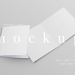 Maquette de carte à pli carré, Jeu de maquette de carte à deux volets, Maquette d'invitation vierge blanche, Maquette de carte de voeux, Carte postale pliée, PSD maquette de papeterie