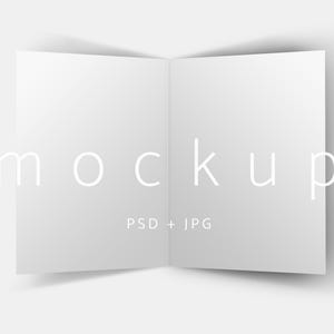 Mockup för vikta kort, program för bifold broschyr, minimalistisk, flatlay (PSD, JPG)