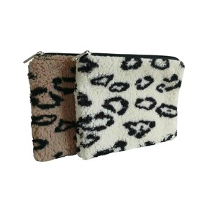 Kosmetiktasche Schminktasche Kramtäschchen Teddy Plüsch Leopard -  in 2 Größen zur Wahl