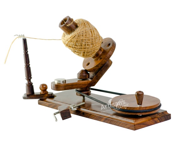 Center Pull Ball Yarn Winder Portable Glossy Sturdy Beech Wooden Yarn  Winder for Knitting Crochet Yarn Sewing Tools