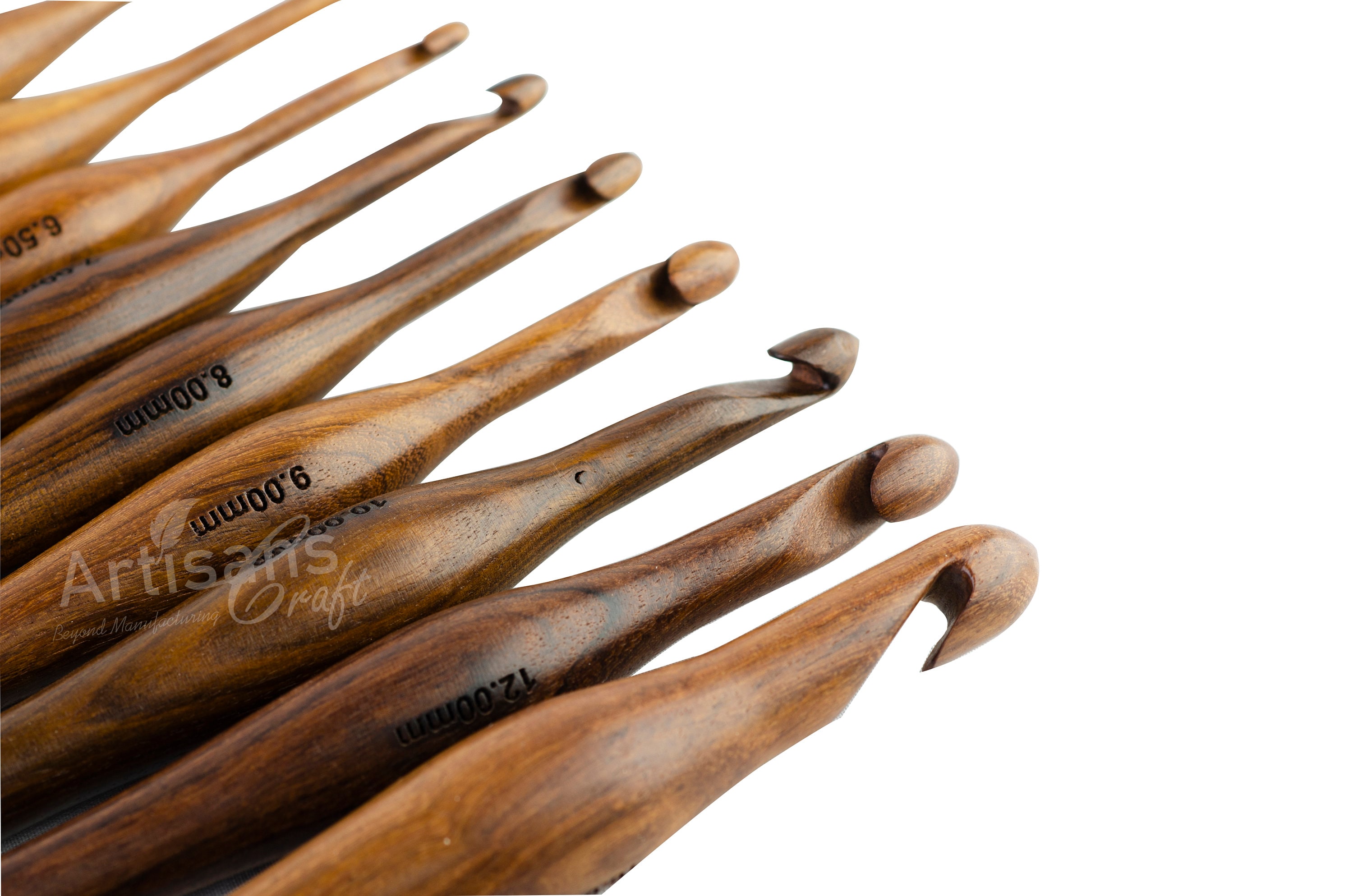 DnU Avenue Rosewood - Set di 15 uncinetti ergonomici da 3,5 mm a 25 mm, in legno, per mani artritiche, per lavori a maglia e uncinetto, impugnatura morbida, finitura in legno, colore