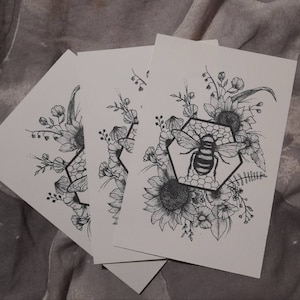 Floral Honeycomb Bee | Botanical Illustration | Sunflowers | Wild ...