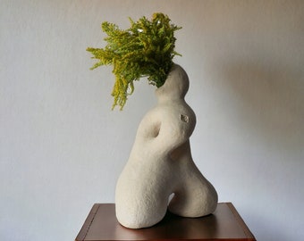 Minimalist Modern Vase. Minimalistic sculpture decor. Sculptural unique designed vase. Art Statue Vase. Creative Sculpture Vase.