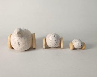 Ceramic Bird & Egg Sculpture Set. Bookshelf Decor. Minimal Sculpture. White Bird Figurine. Bookshelf decoration. Scandinavian bird.