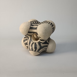 Modern Abstract Terracotta Sculpture: Minimalist Interior Decor