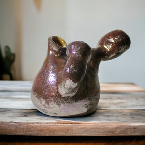 Unique designer vase. Abstract boxer statue. Art Bust Statue. Unusual container for ikebana.A gift to a boxer. Minimalistic sculpture decor.